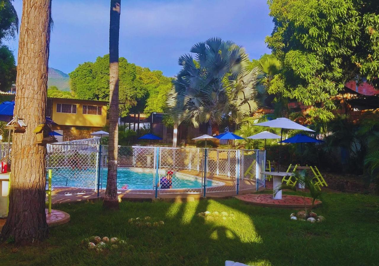Hotel Villa De Rauzan ميلغار المظهر الخارجي الصورة